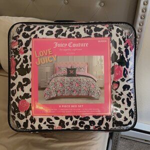 Juicy Couture bedding 8 piece flowers and animal print queen size